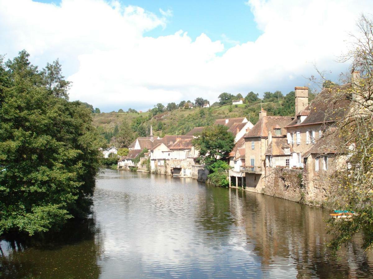 Bed and Breakfast Saint Sauveur Herisson Экстерьер фото