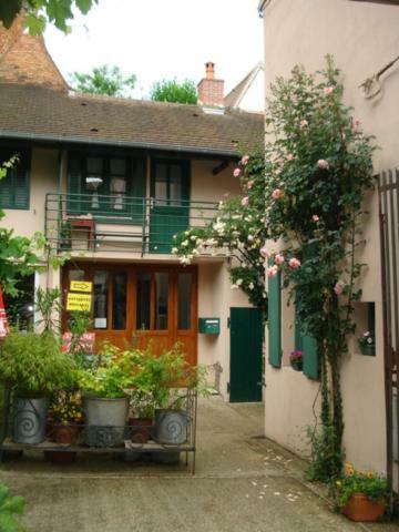 Bed and Breakfast Saint Sauveur Herisson Экстерьер фото